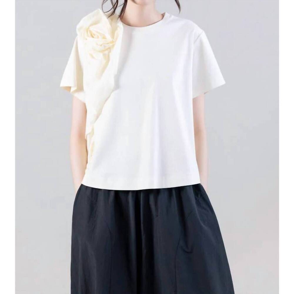 NEW PSOPHIA relaxed fit t-shirt with flower in white